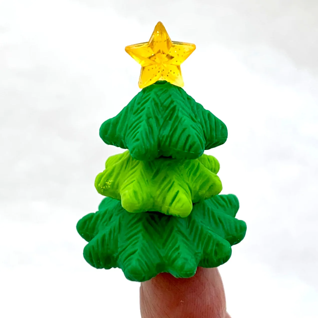 383041 IWAKO CHRISTMAS ERASER CARDS-SINGLE