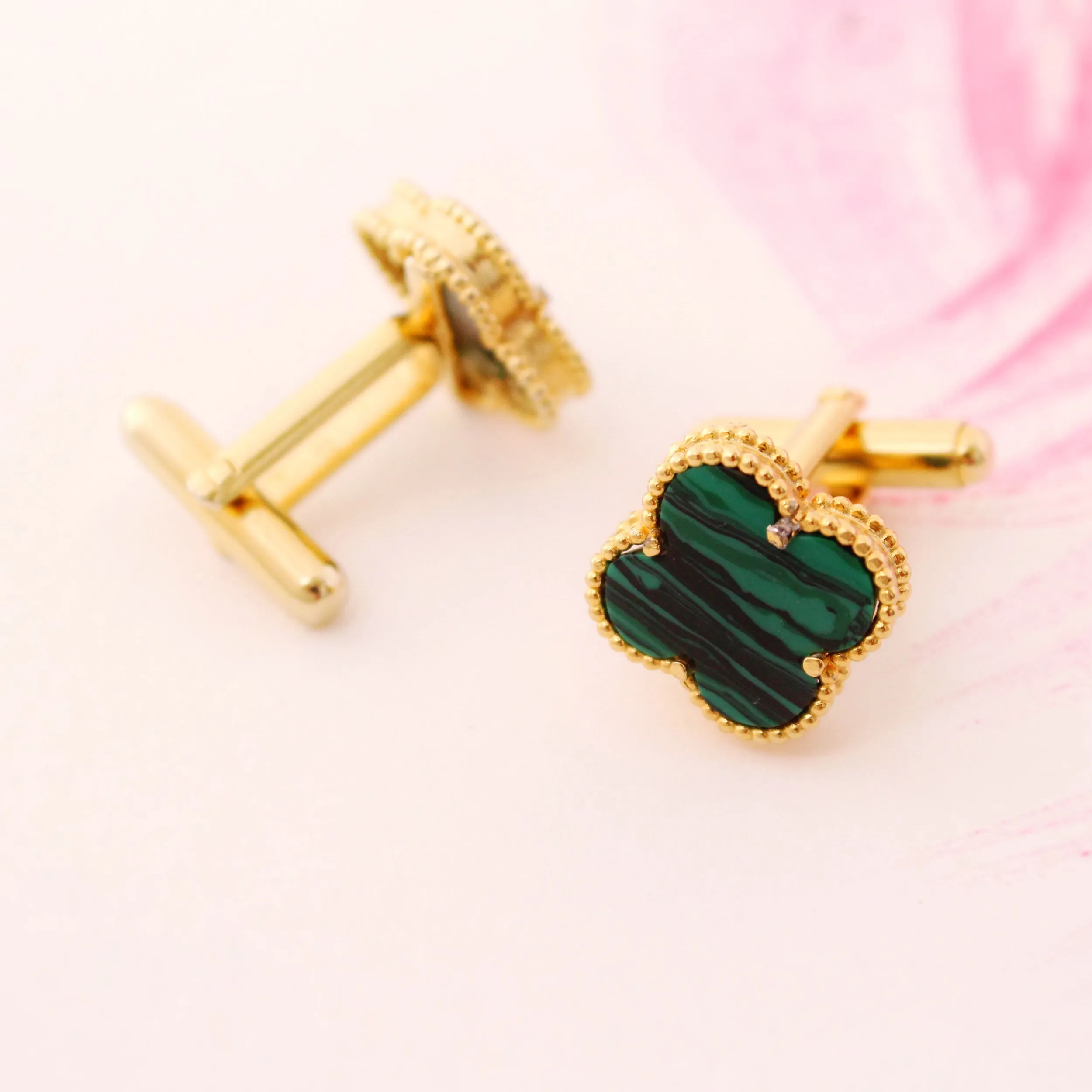Cufflinks in Green Onyx