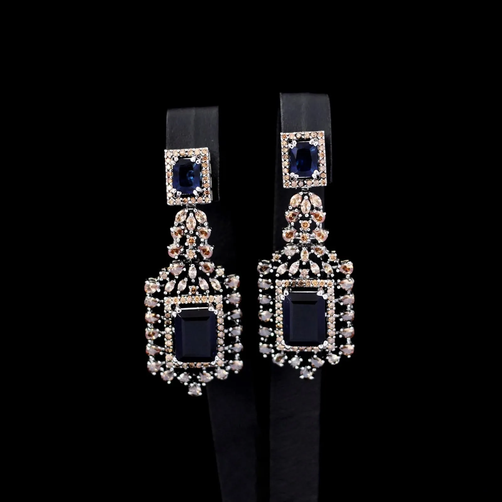 Earrings in Blue Onyx and Zircons