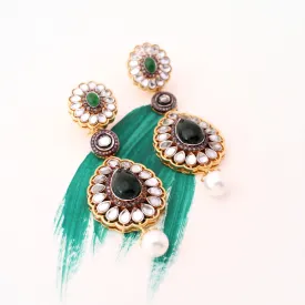 Earrings in Jade and Polkies