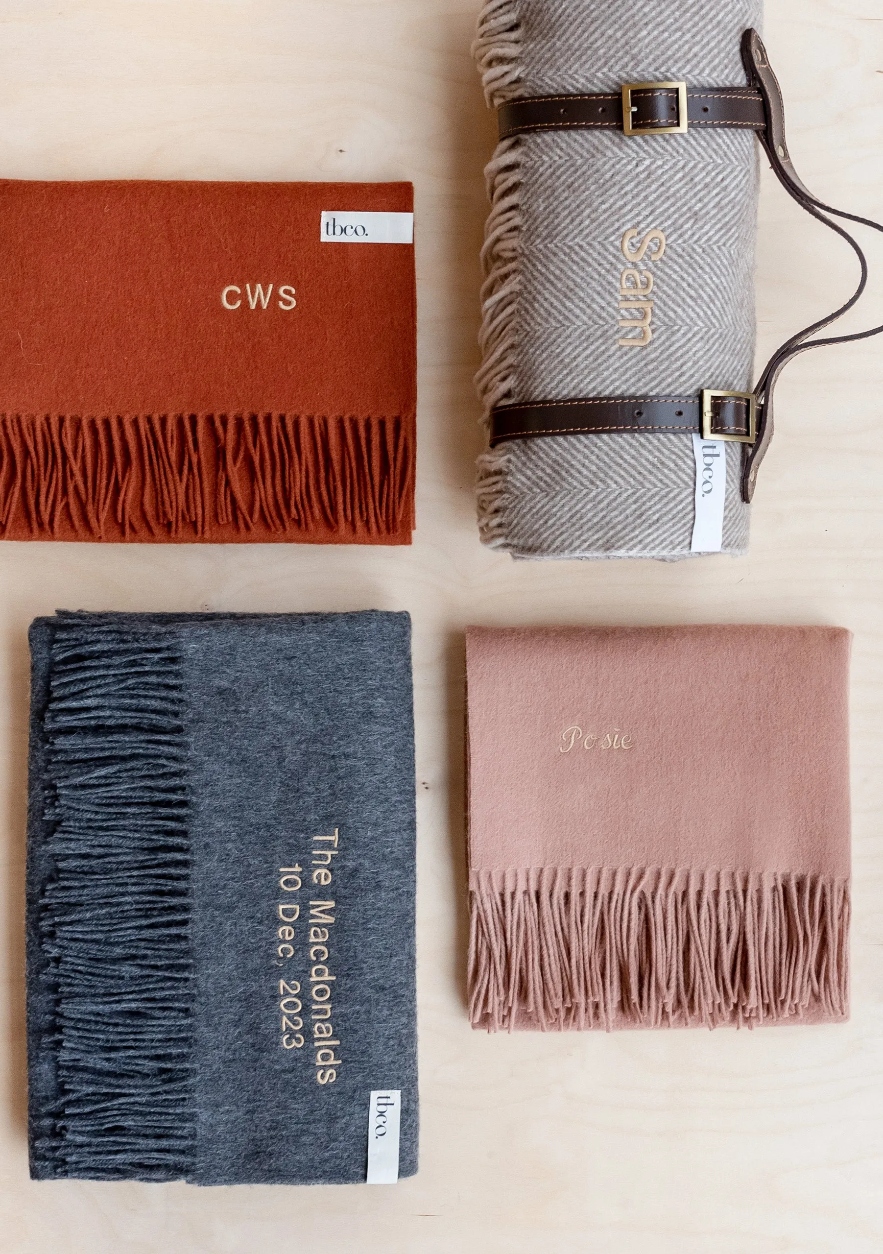 Men's Cashmere Scarf in Camel