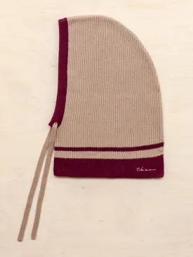Merino hood in camel and red