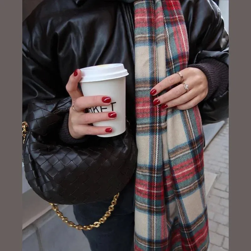 TAVIMART  -  Christmas Red Plaid Scarf Fall Winter Warm Women's Scarfs Vintage Classic Tassels Cashmere Imitation Long Shawl Lady Accessories